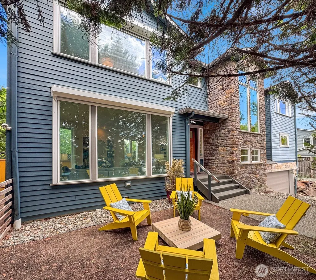 4600 Green Lake Way N Seattle WA 98103