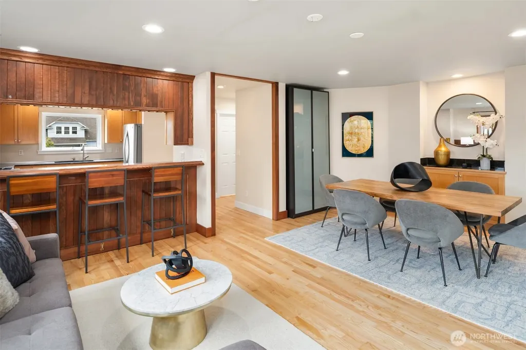 4600 Green Lake Way N Seattle WA 98103