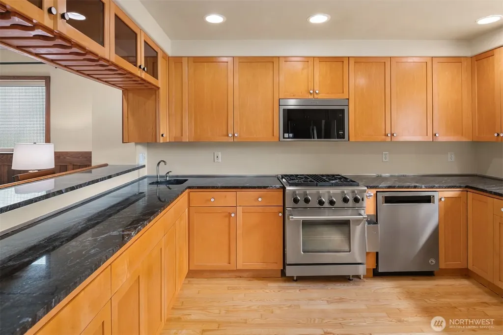 4600 Green Lake Way N Seattle WA 98103