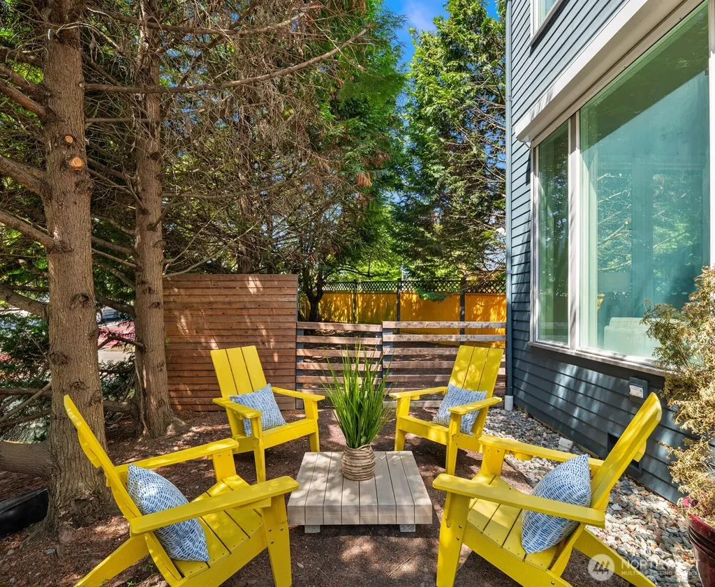 4600 Green Lake Way N Seattle WA 98103
