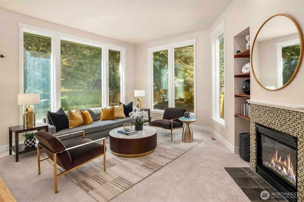 4600 Green Lake Way N Seattle WA 98103