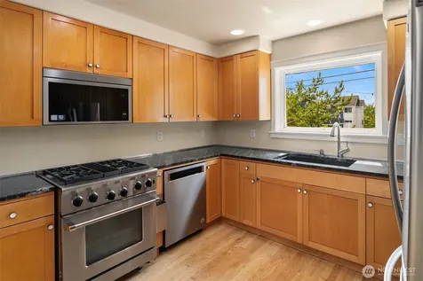 4600 Green Lake Way N Seattle WA 98103