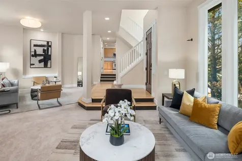 4600 Green Lake Way N Seattle WA 98103