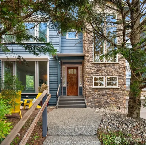 4600 Green Lake Way N Seattle WA 98103