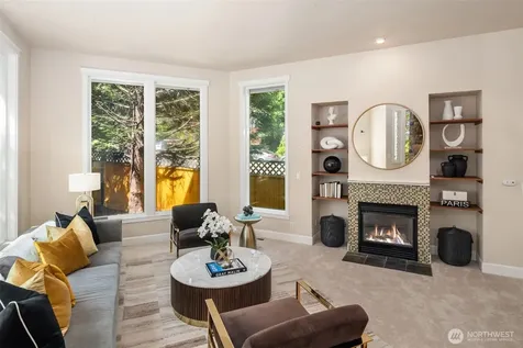 4600 Green Lake Way N Seattle WA 98103
