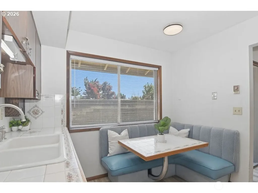 10009 NE Covington Road Vancouver WA 98662