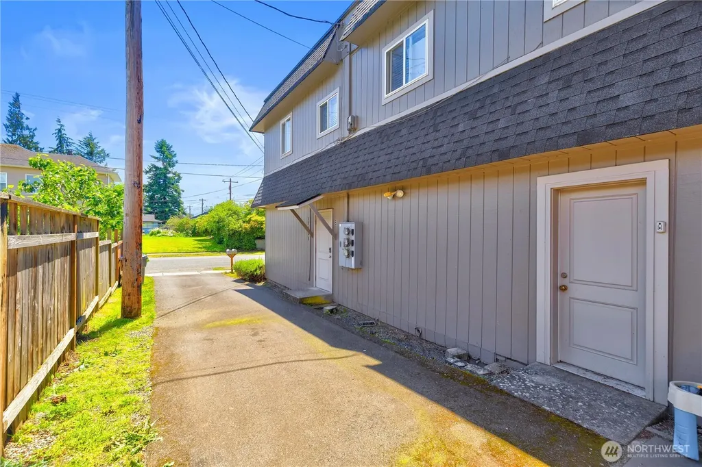 1713 17th Street Everett WA 98201