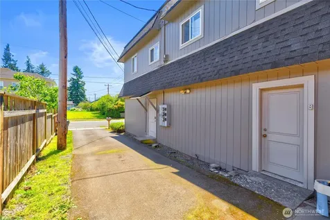 1713 17th Street Everett WA 98201