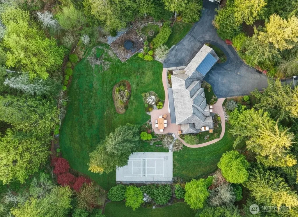 5419 247th Place SE Issaquah WA 98029