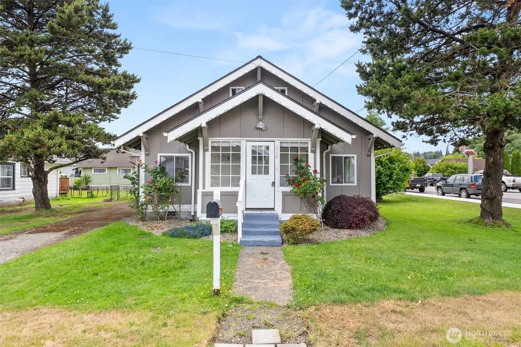 519 Duffy Street Aberdeen WA 98520