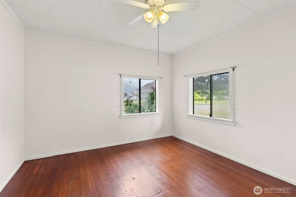 519 Duffy Street Aberdeen WA 98520