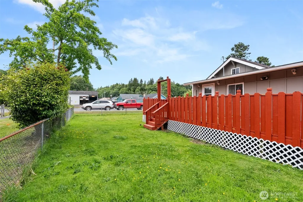 519 Duffy Street Aberdeen WA 98520