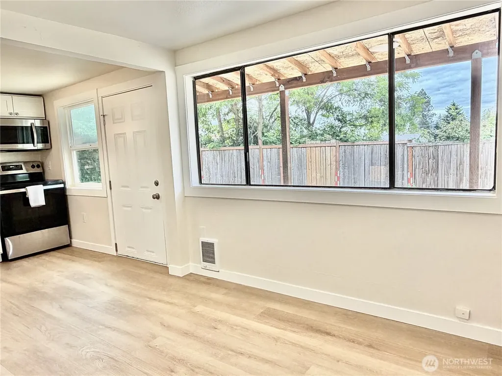 506 S 107th Street Tacoma WA 98444