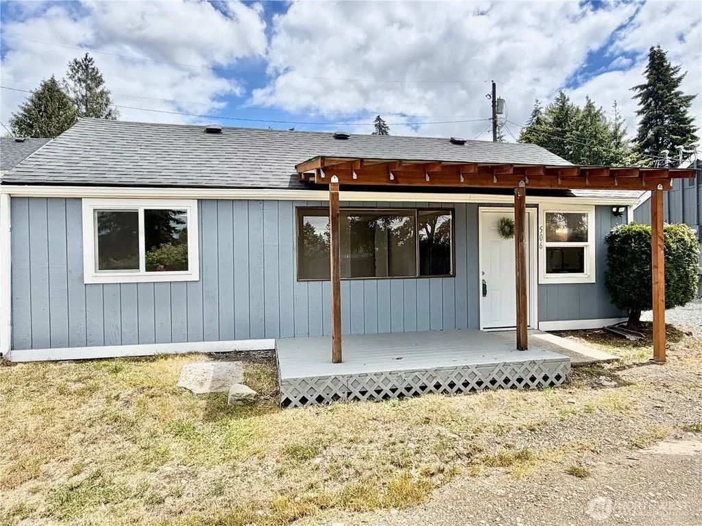 506 S 107th Street Tacoma WA 98444