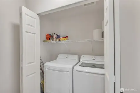 536 N 103rd Seattle WA 98133