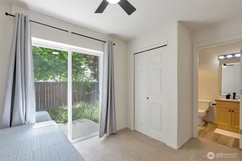 536 N 103rd Seattle WA 98133