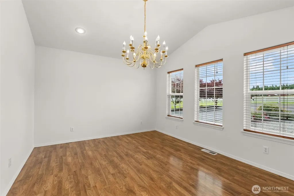 5 Martin Lane Raymond WA 98577
