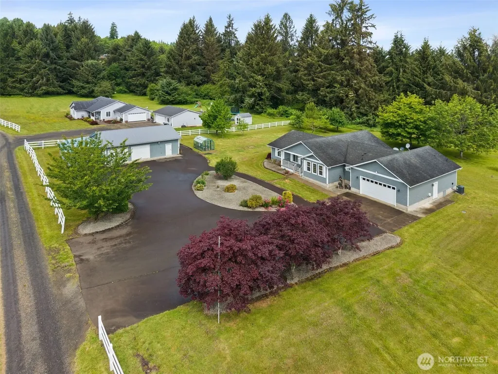 5 Martin Lane Raymond WA 98577