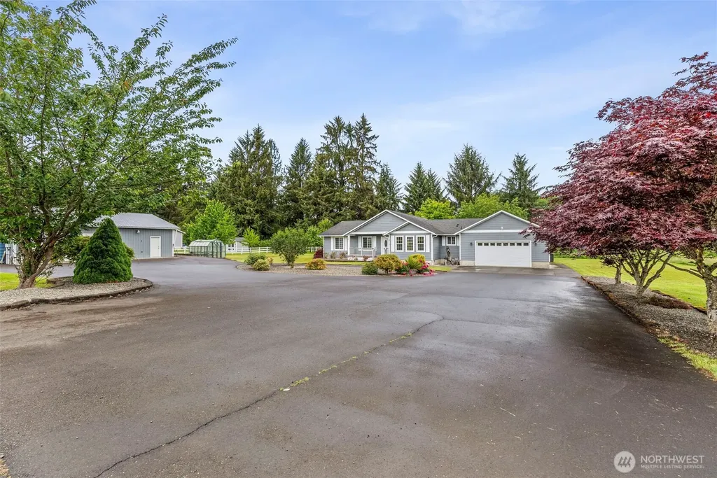 5 Martin Lane Raymond WA 98577