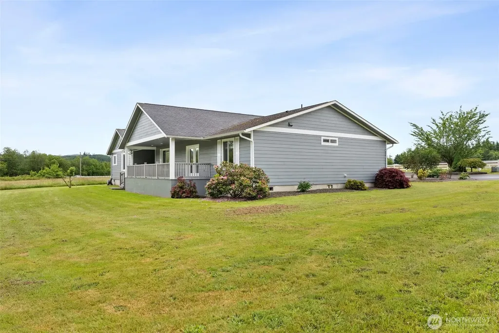 5 Martin Lane Raymond WA 98577