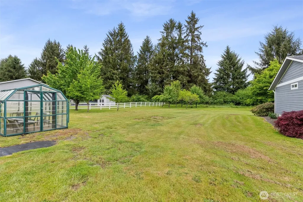 5 Martin Lane Raymond WA 98577