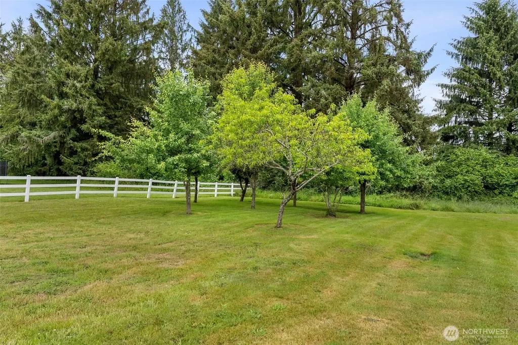 5 Martin Lane Raymond WA 98577