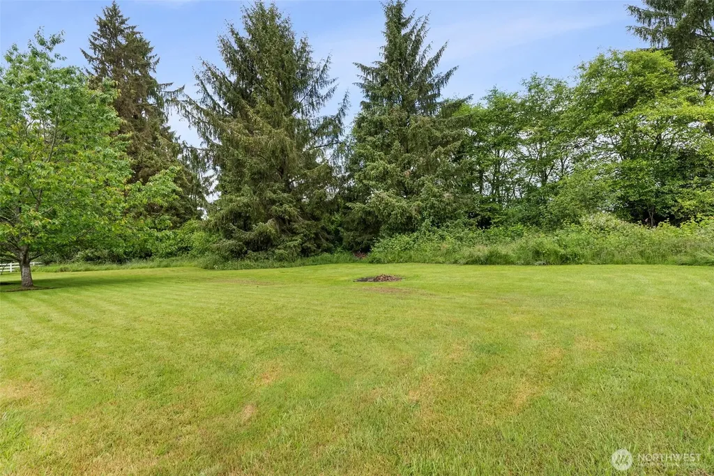 5 Martin Lane Raymond WA 98577