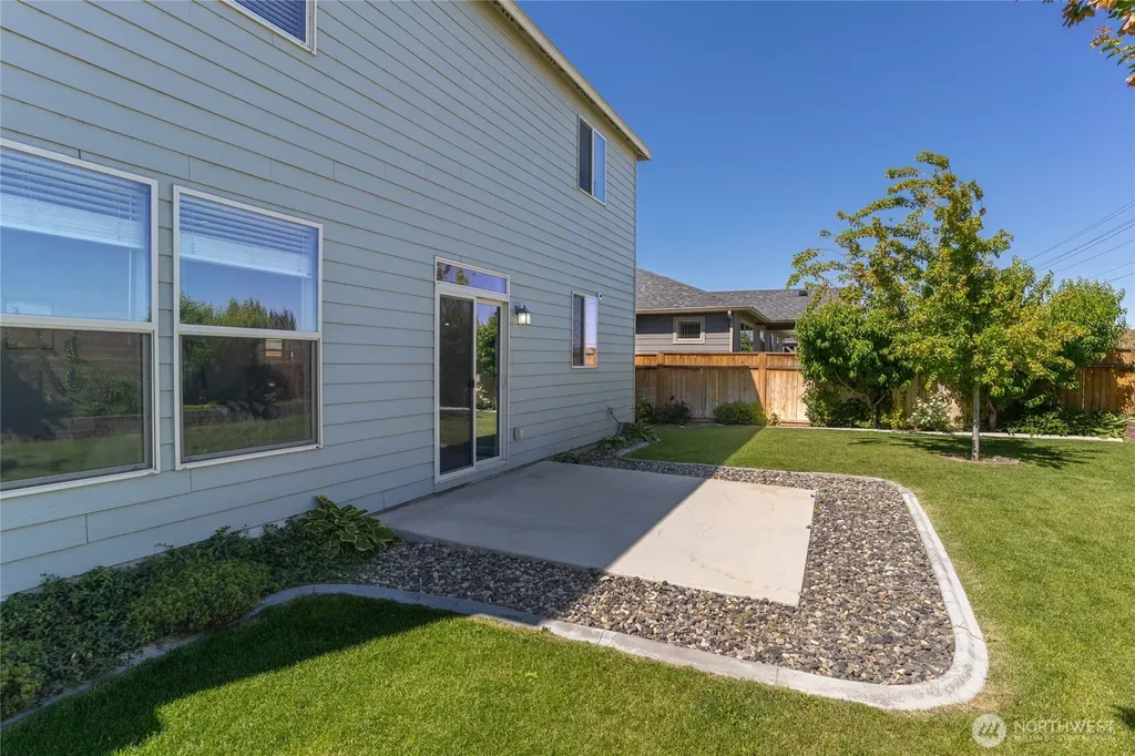 215 L Street NE Quincy WA 98848