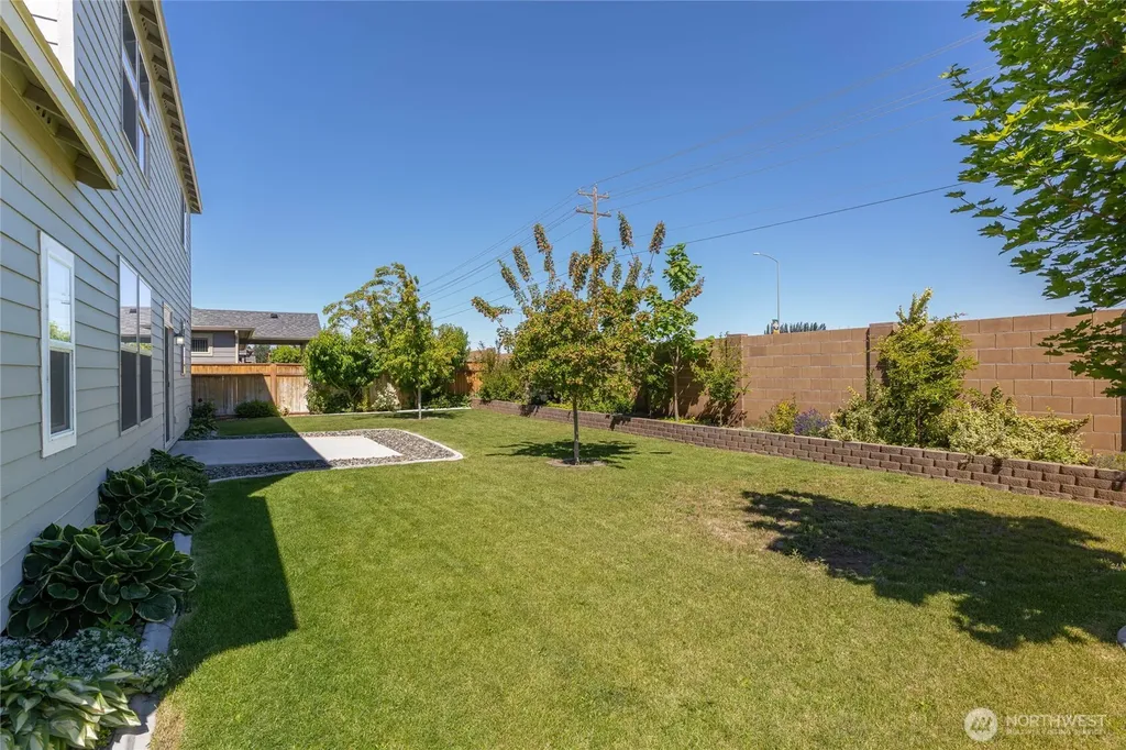 215 L Street NE Quincy WA 98848