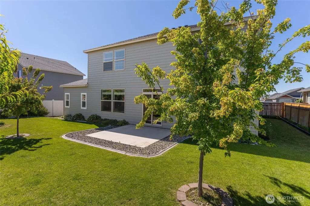 215 L Street NE Quincy WA 98848