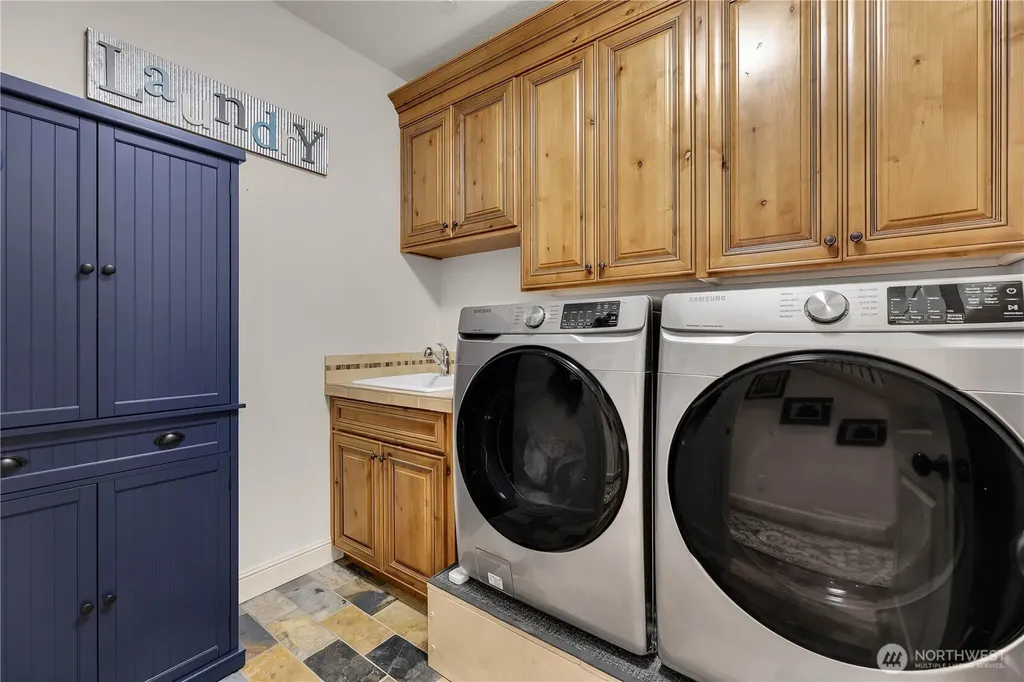 3412 NW Lacamas Camas WA 98607