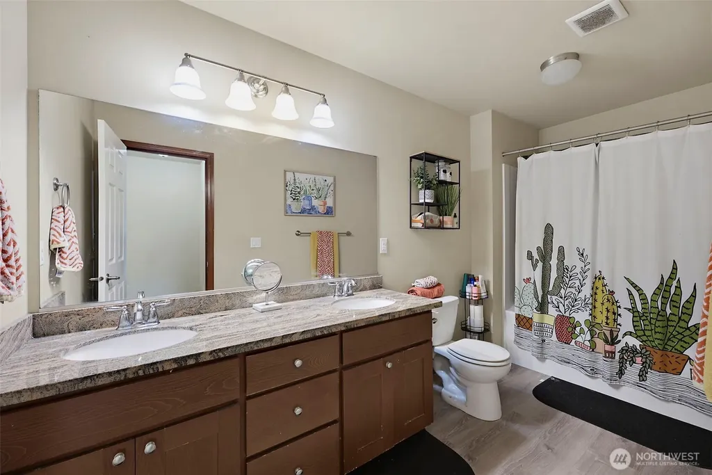 916 Boatman Avenue NW Orting WA 98360