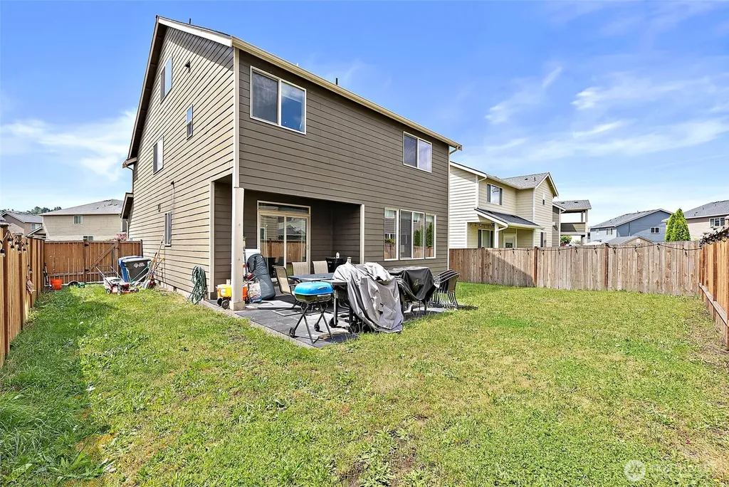 916 Boatman Avenue NW Orting WA 98360