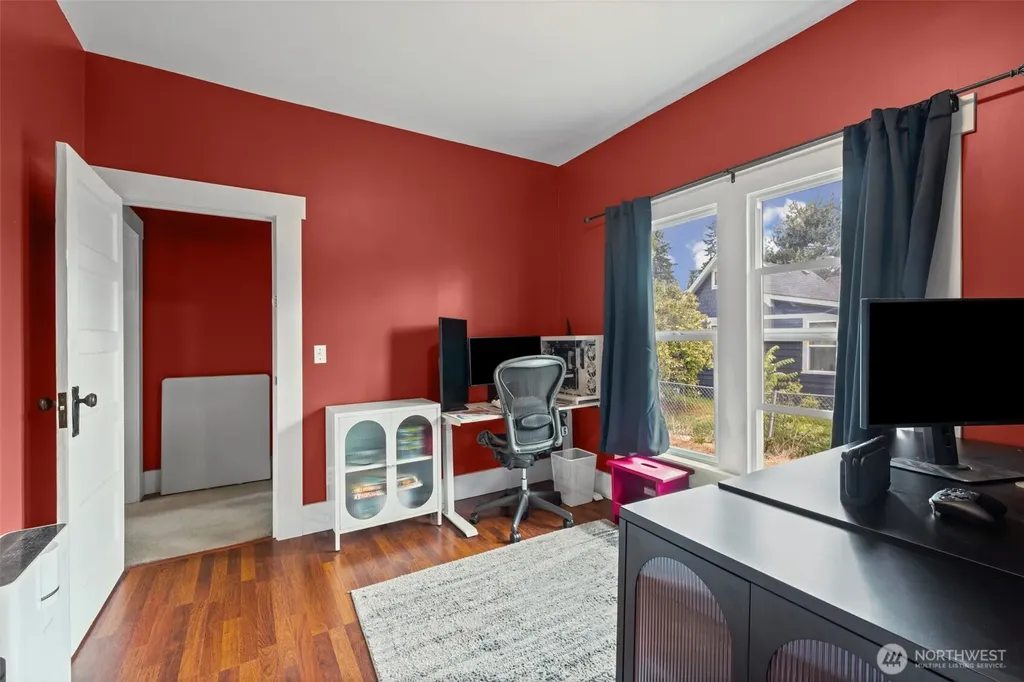 107 G Street SE Auburn WA 98002