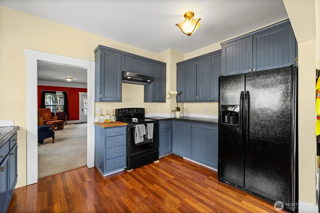 107 G Street SE Auburn WA 98002