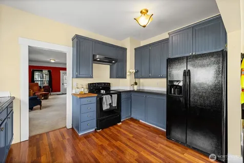 107 G Street SE Auburn WA 98002