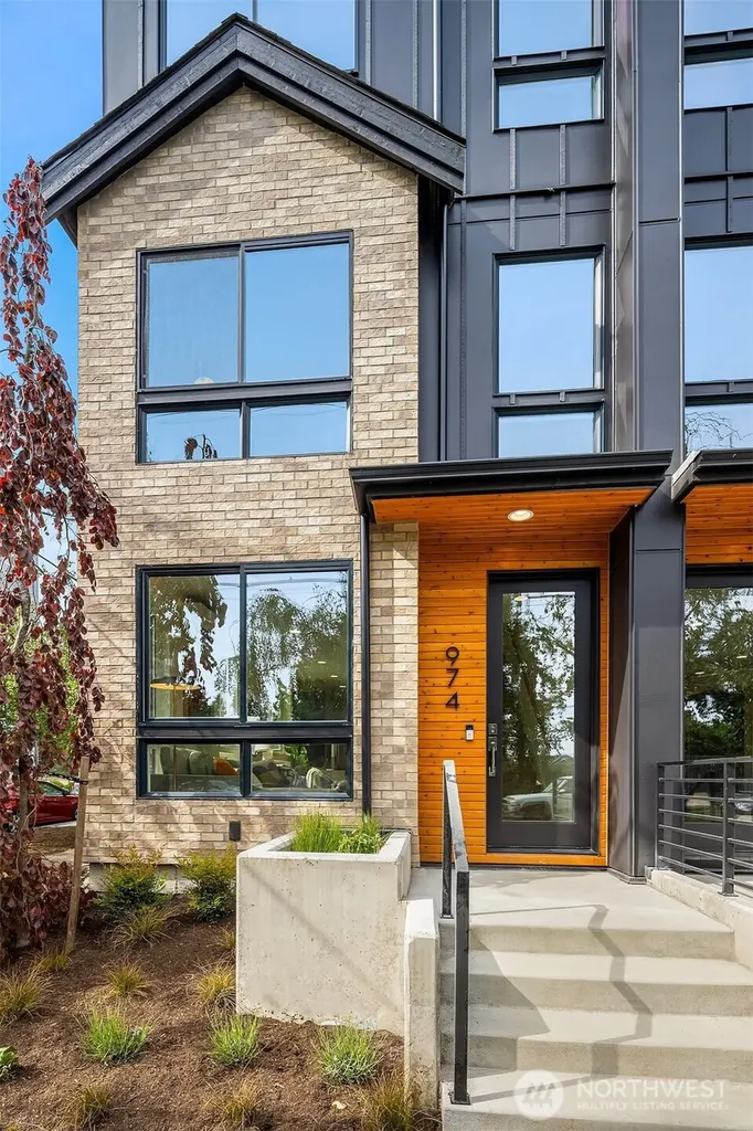 930 NW 54th Street Seattle WA 98107