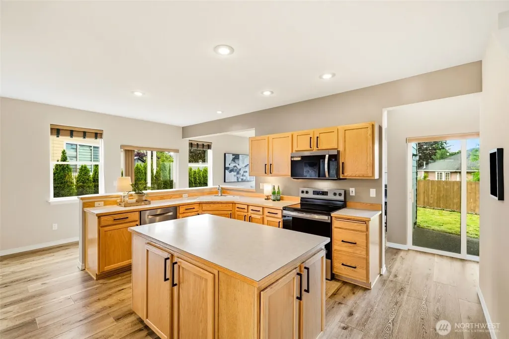 26826 118th Court SE Kent WA 98030