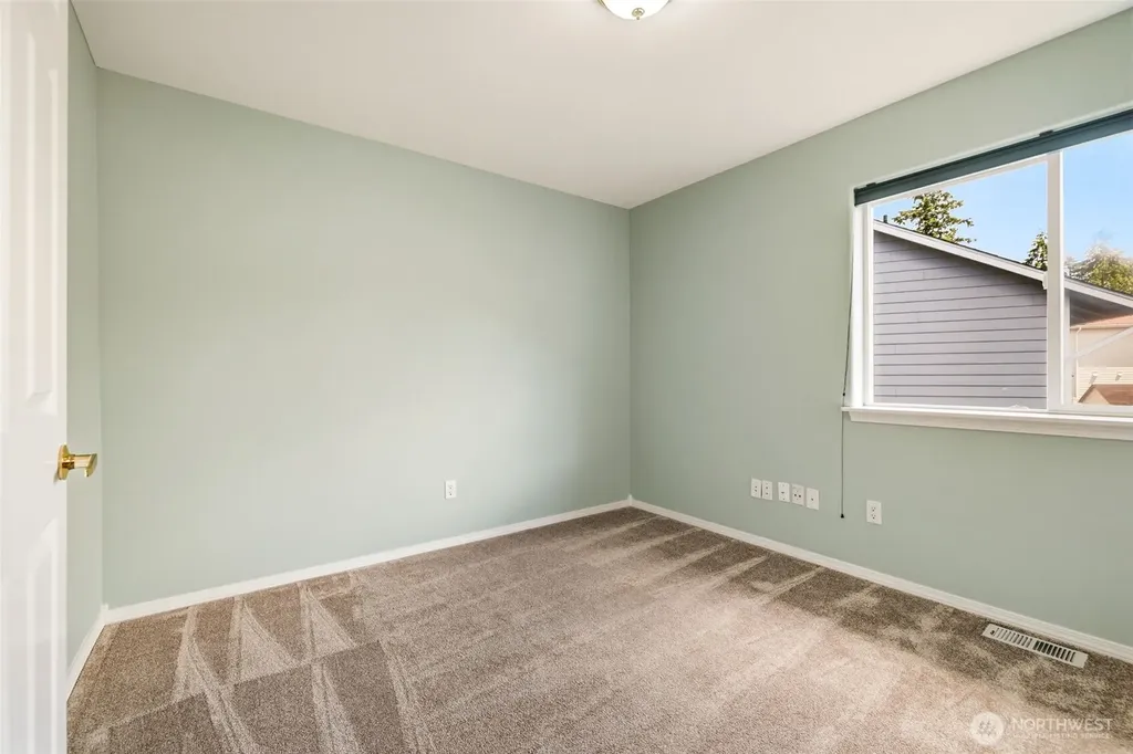 26826 118th Court SE Kent WA 98030