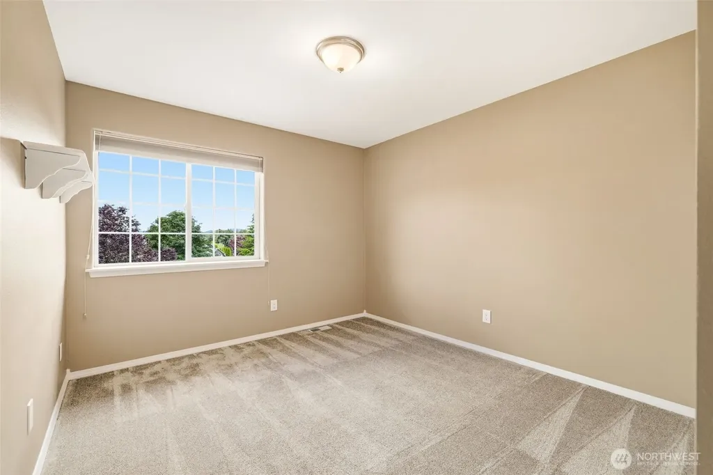 26826 118th Court SE Kent WA 98030