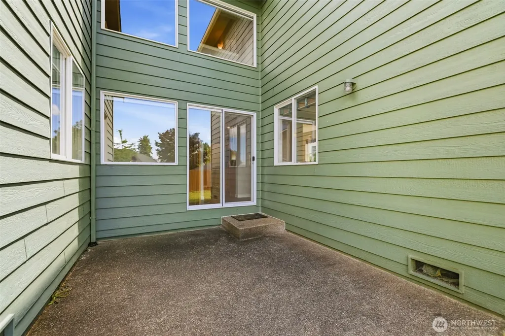 26826 118th Court SE Kent WA 98030