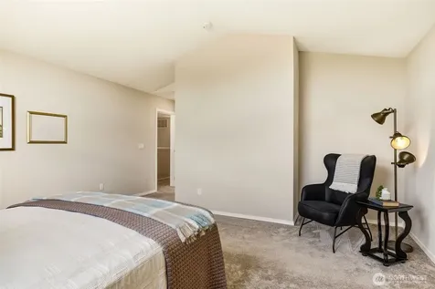 26826 118th Court SE Kent WA 98030
