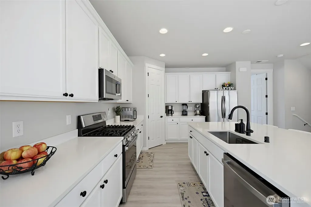 12836 Jammer Place NW Silverdale WA 98383