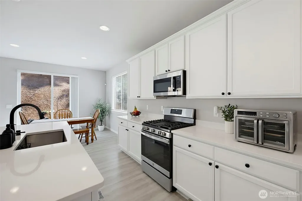 12836 Jammer Place NW Silverdale WA 98383
