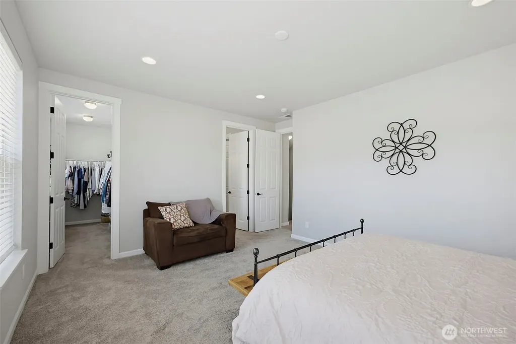 12836 Jammer Place NW Silverdale WA 98383