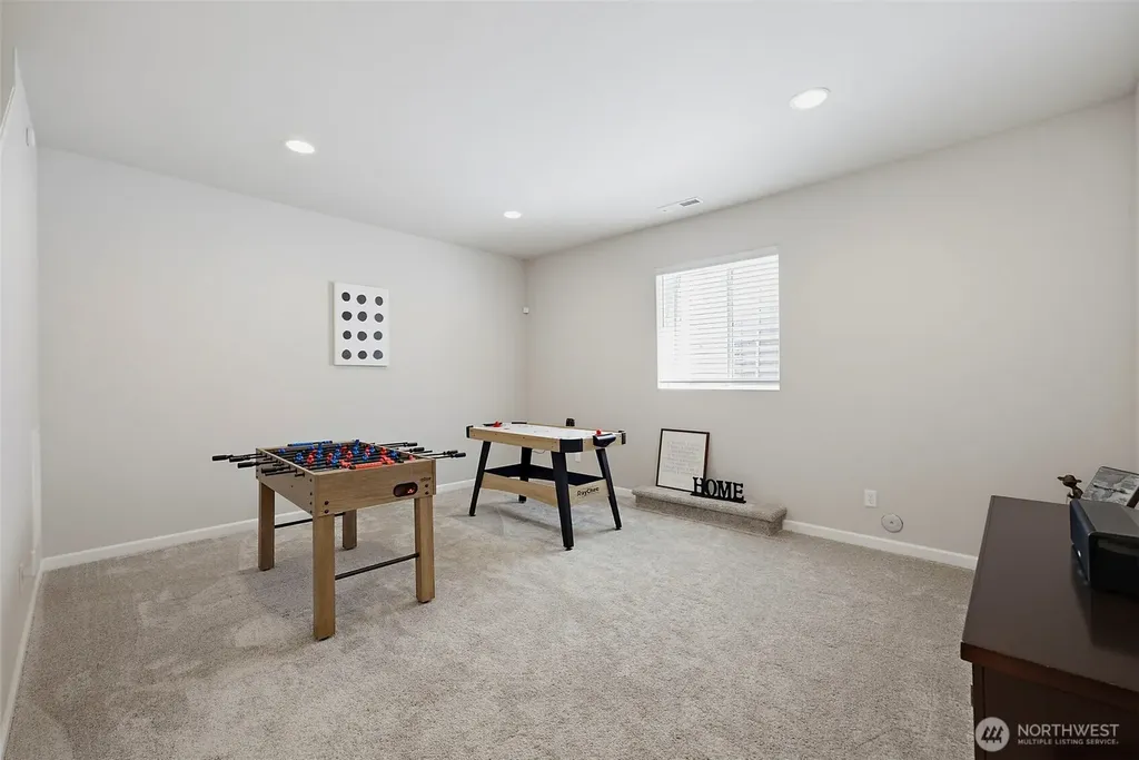 12836 Jammer Place NW Silverdale WA 98383