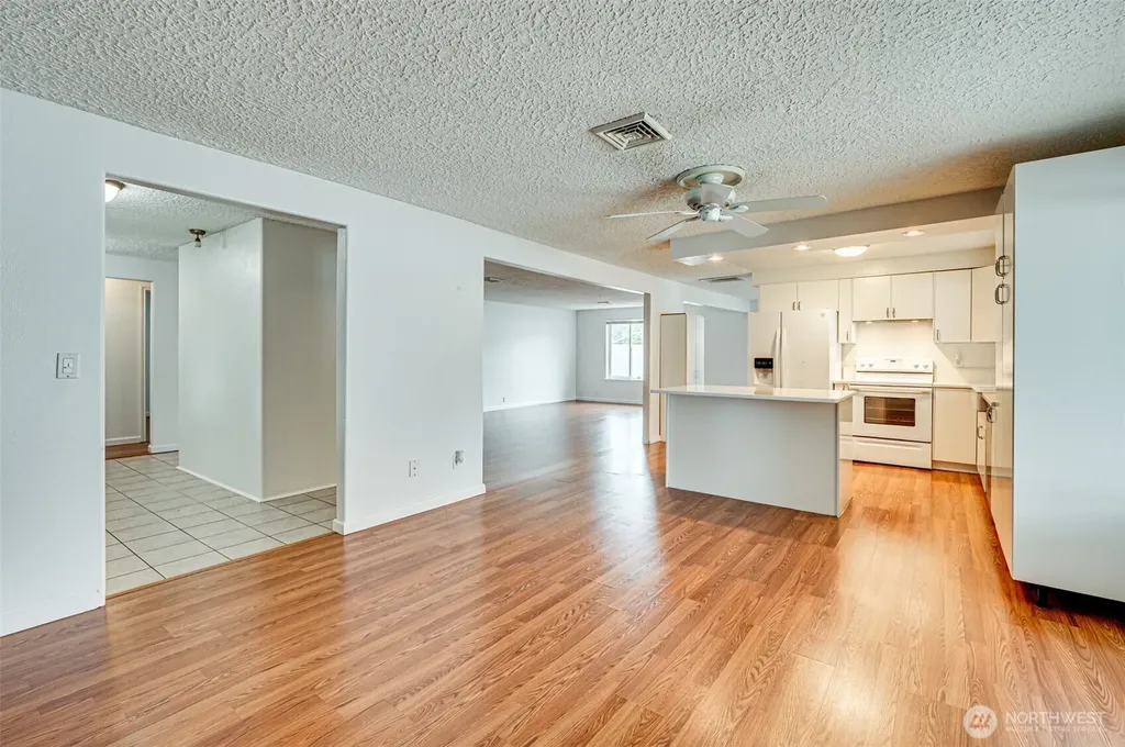 320 Fir Avenue Woodland WA 98674