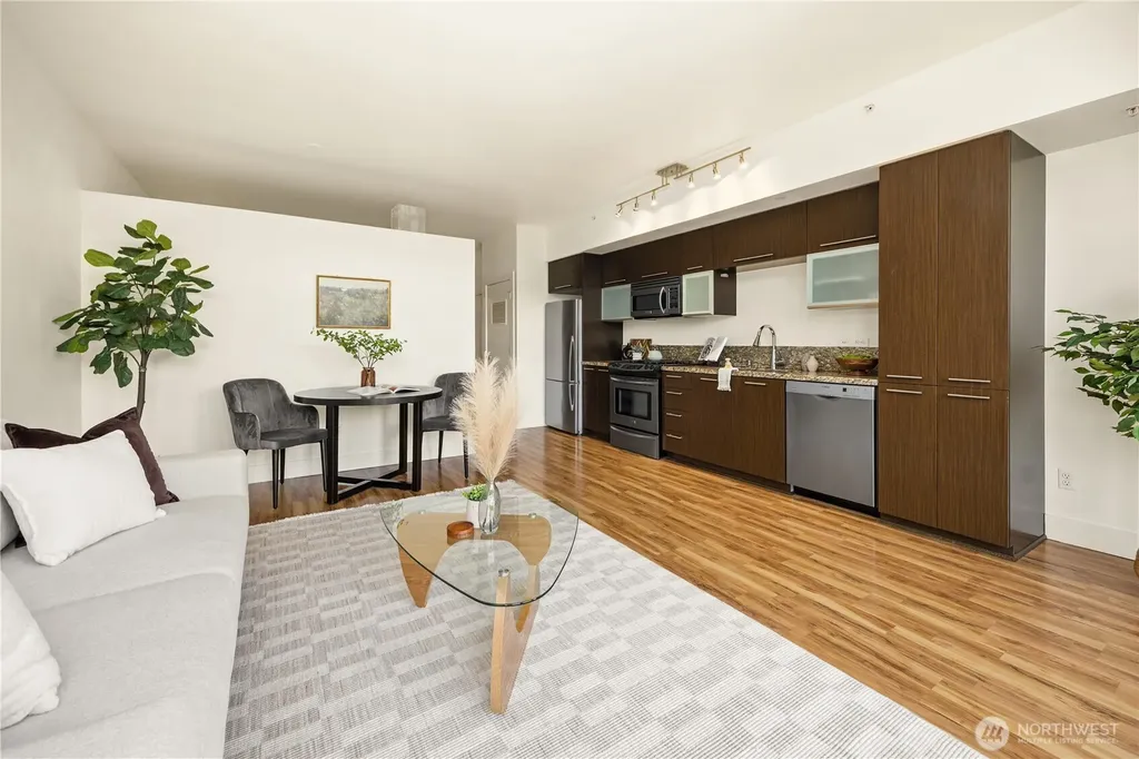 2911 2nd Avenue Seattle WA 98121