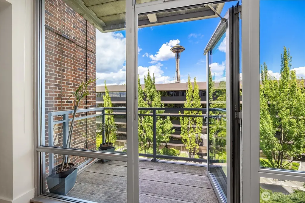 2911 2nd Avenue Seattle WA 98121