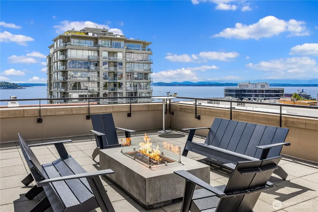 2911 2nd Avenue Seattle WA 98121